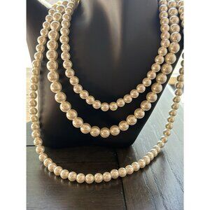 Lele Sadoughi Pearl Three  Row Necklace Layer Gold Tone Closure EUC